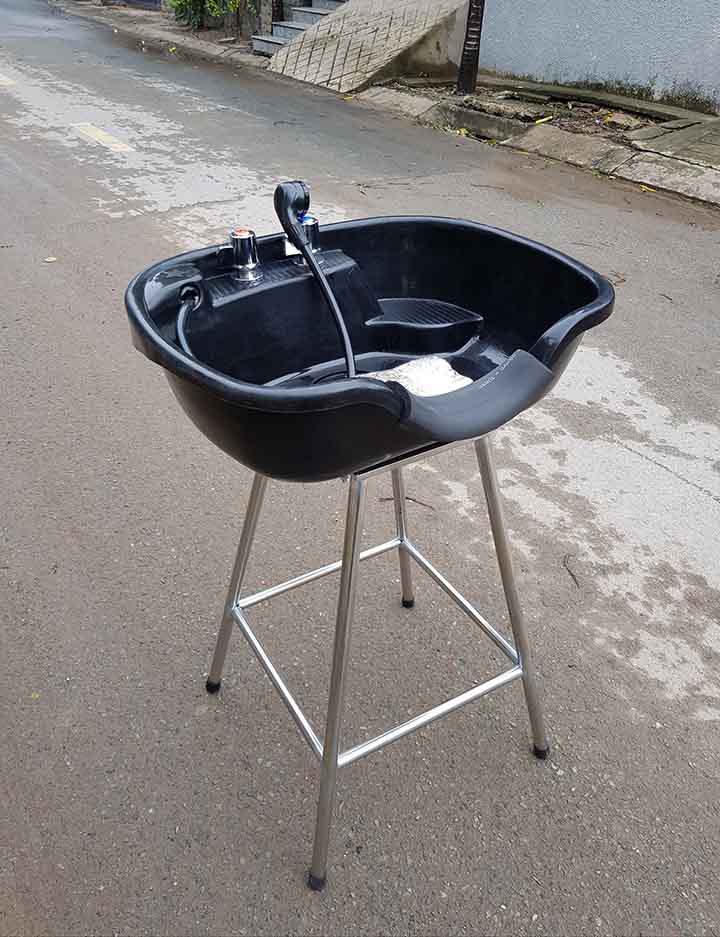 bon-goi-dau-roi-chan-inox-gia-re